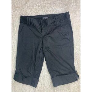Space Girls Size 7 Knee Length Bermuda  Shorts Black Low Rise Cuff Hem S…